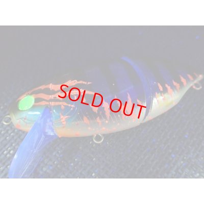 UVライトを当てた状態